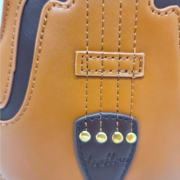 Violin Adjustable Strap Crossbody or Backpack Style Purse - Picture 4 of 4